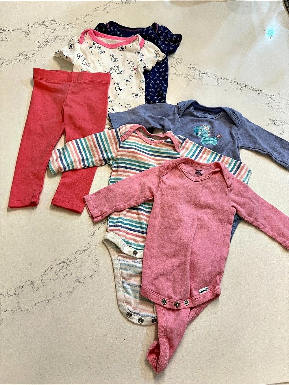 Gerber & Cloud Island Baby Bodysuit & Leggings Lot Pink & Blue
